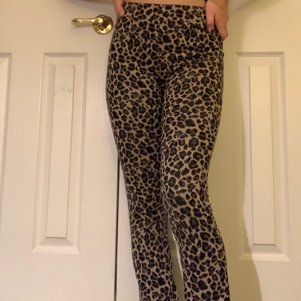 URBAN OUTFITTERS cheetah print pant